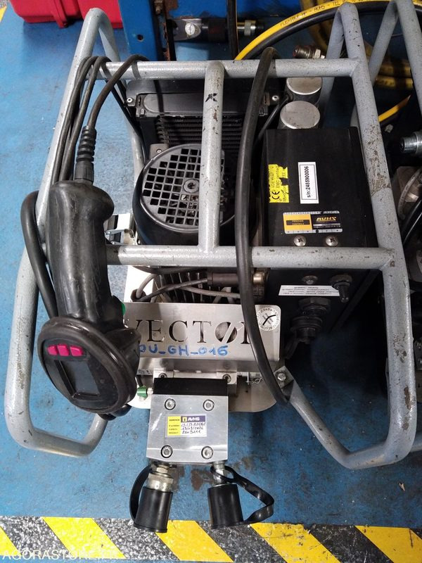 Herramienta/ Equipo GROUPE HYDRAULIQUE POUR SERRAGE