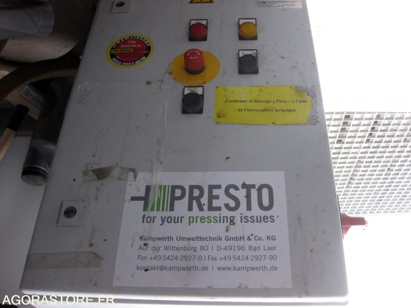 Herramienta/ Equipo PRESSE A CARTON A VIS PRESTO SPN15  - 2009