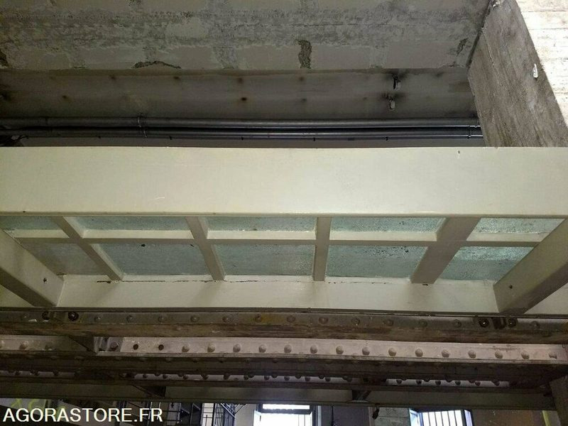 Herramienta/ Equipo Plancher métallique industriel style Eiffel