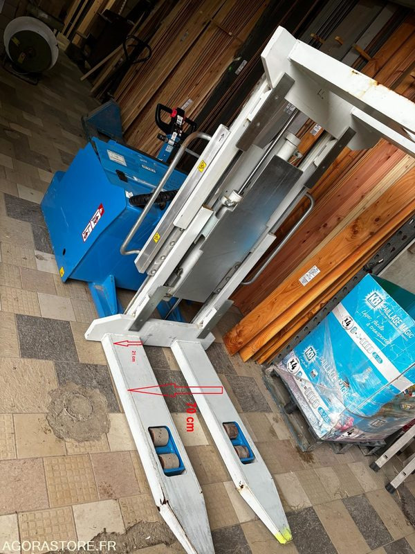 Herramienta/ Equipo RETOURNEUR DE PALETTES autonome transpalette