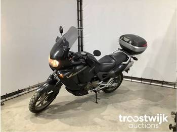 Motocicleta Honda Varadero: foto 1