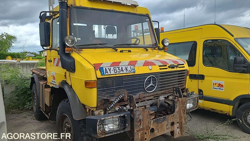 Otra maquinaria MERCEDES UNIMOG - 1999