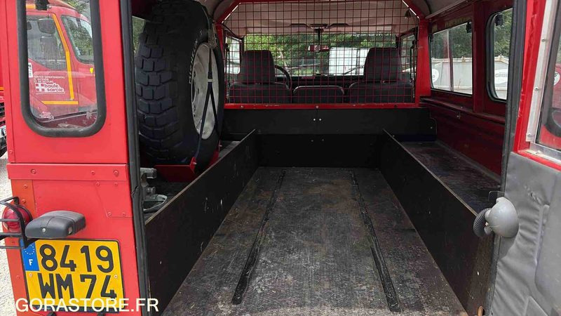 SUV/ Todoterreno LAND ROVER DÉFENDER 110 - 67 933 Kms - 1999 - 8419 WM 74