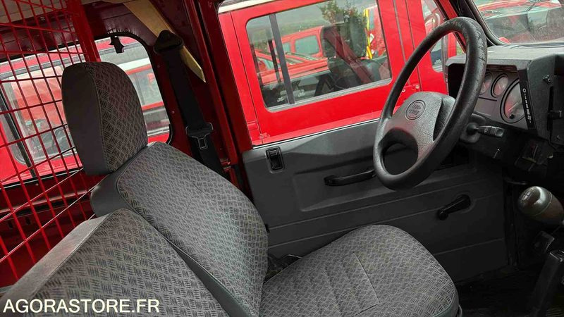 SUV/ Todoterreno LAND ROVER DÉFENDER 110 - 67 933 Kms - 1999 - 8419 WM 74