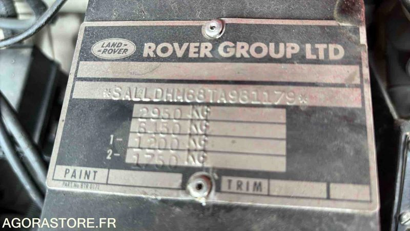 SUV/ Todoterreno LAND ROVER DÉFENDER 110 SW 48 484 Kms - 1996 -1081 VS 74
