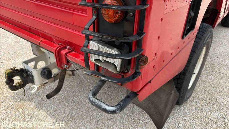 SUV/ Todoterreno LAND ROVER - DEFENDER - 1999 - 30 091 Kms 4547 WJ 74