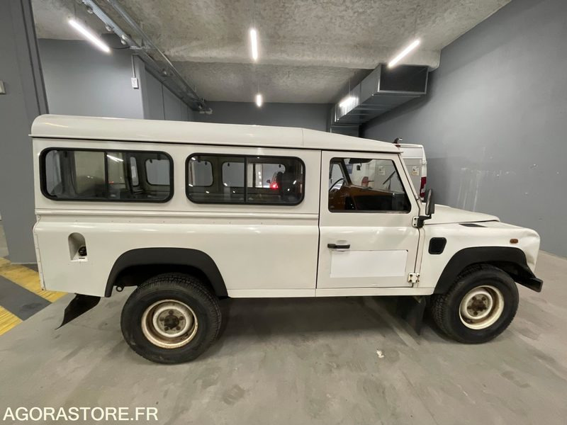 SUV/ Todoterreno LAND ROVER DEFENDER I 110 2.5 Td5 Pickup 122cv BA-266-HR