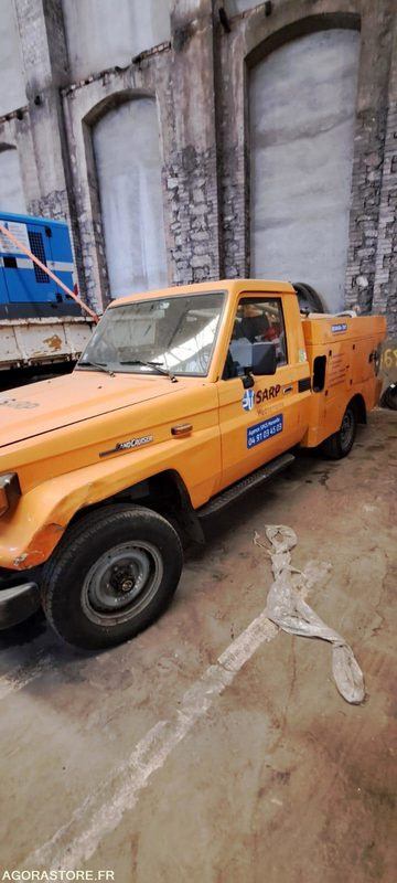 SUV/ Todoterreno MINI COMBINE RIVARD TOYOTA AT052SN (VENTE UNIQUEMENT EXPORT)