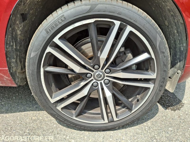 SUV/ Todoterreno Volvo XC60 HYBRIDE - 2022 / 96206 KM