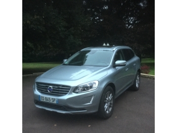 Coche VOLVO XC60: foto 1