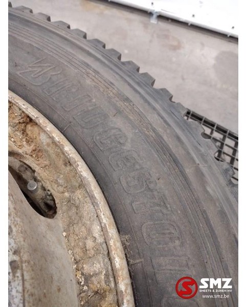 Neumático para Camión Bridgestone Occ Band 225/70R19.5 Bridgestone R187: foto 2