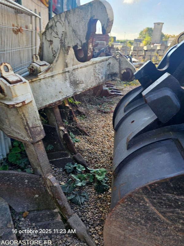 Recambio Charue pour Bull 30t Caterpillar D7E
