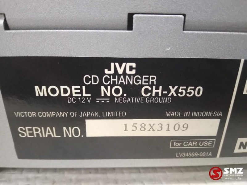 Sistema eléctrico para Camión Diversen Occ CD wisselaar JVC CH-X550 12V: foto 3
