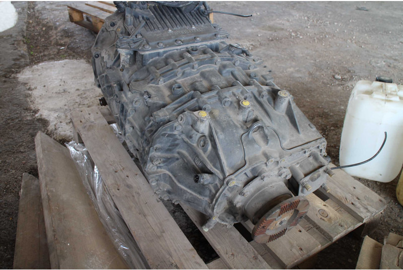 Caja de cambios para Camión MAN ZF 12 AS 2130TD gearbox for MAN truck tractor: foto 4