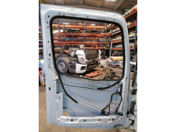 Puerta y piezas para Camión Mercedes-Benz MB uks, vasak A9607202303: foto 2