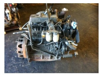 Steyr WD 411 - Motor y piezas