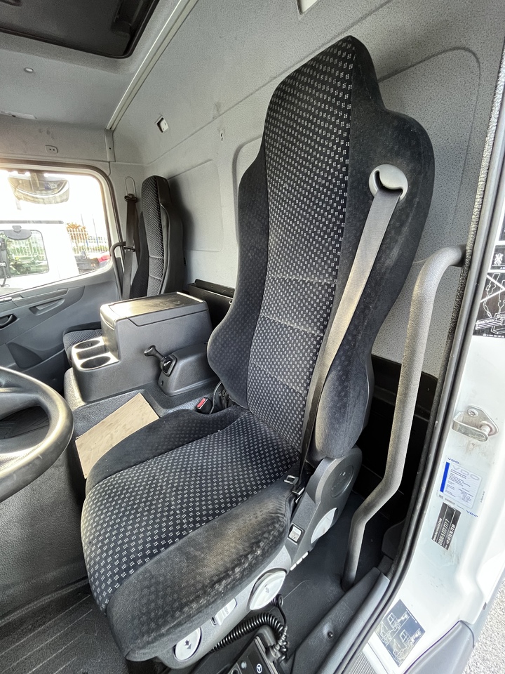 Cabina e interior para Camión SHORT CAB COMPLETE ATEGO 3: foto 11