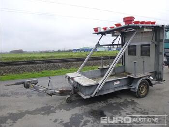 Remolque 2000 AT-15EAL Single Axle Highway Signal Trailer (German Reg. Docs. Available): foto 1