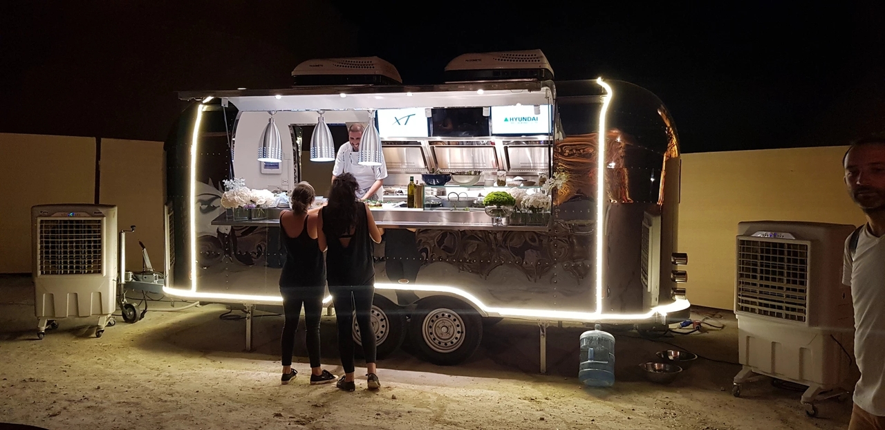 Remolque venta ambulante nuevo ERZODA Catering Trailer | Food Truck | Concession trailer | Food Trailers | catering truck | Kitchen Trailer: foto 3