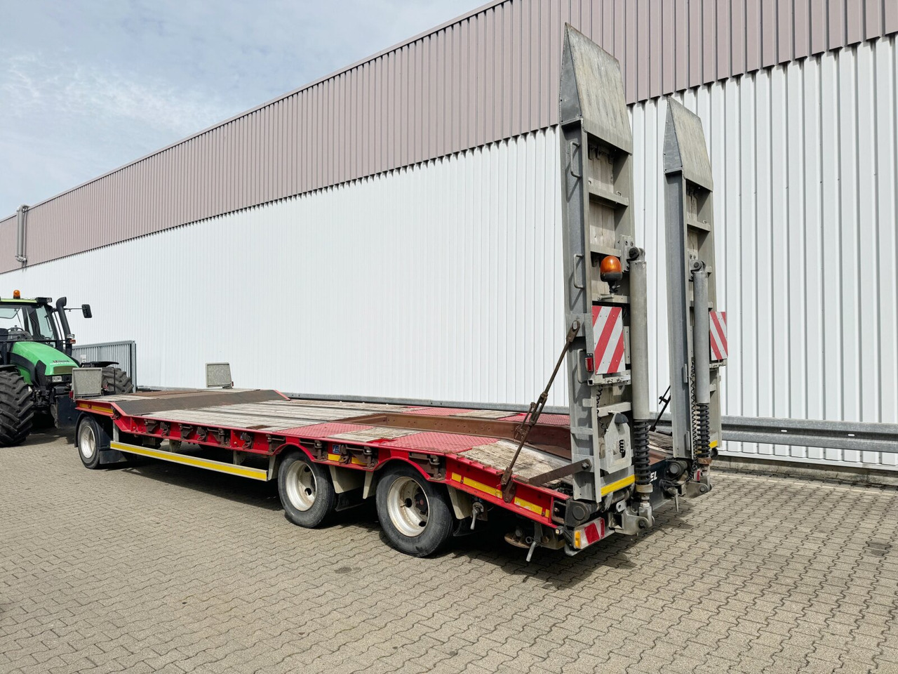 Remolque góndola rebajadas para transporte de equipos pesados Kögel AT 30 AT 30, Verbr. auf 3m, Baggerstielmulde: foto 9