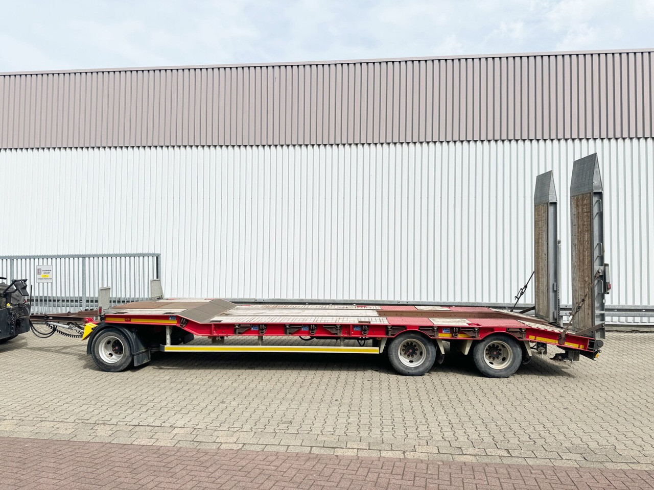 Remolque góndola rebajadas para transporte de equipos pesados Kögel AT 30 AT 30, Verbr. auf 3m, Baggerstielmulde: foto 8