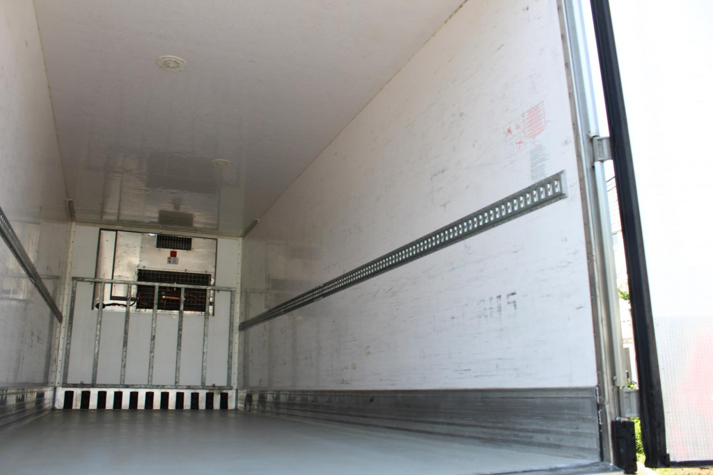 Remolque frigorífico Lamberet Thermo King SLXe 100  2,6h  Strom  Tür