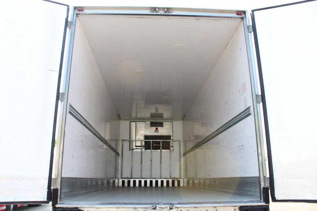 Remolque frigorífico Lamberet Thermo King SLXe 100  2,6h  Strom  Tür