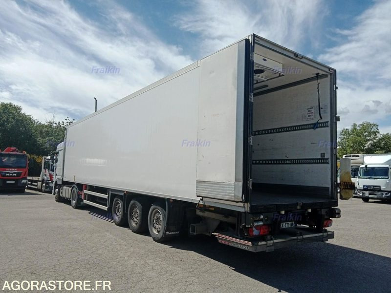 Remolque SEMI MERKER SR 38T MERKER / CX-171-NA / 2013 / 669545 kms