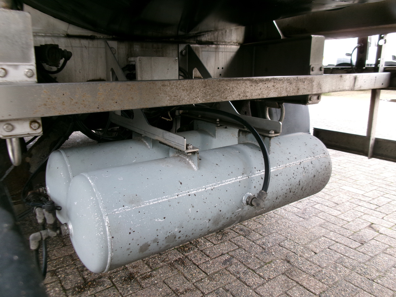 Semirremolque cisterna para transporte de betún Crossland Bitumen tank inox 33 m3 / 1 comp + compressor + ADR L4BN: foto 8