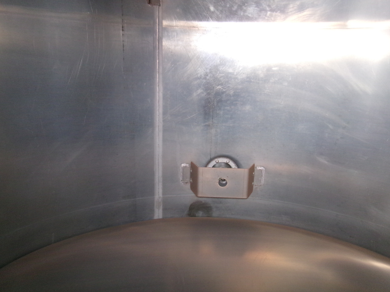 Semirremolque cisterna para transporte de combustible L.A.G. Fuel tank alu 44.5 m3 / 6 comp + pump: foto 34