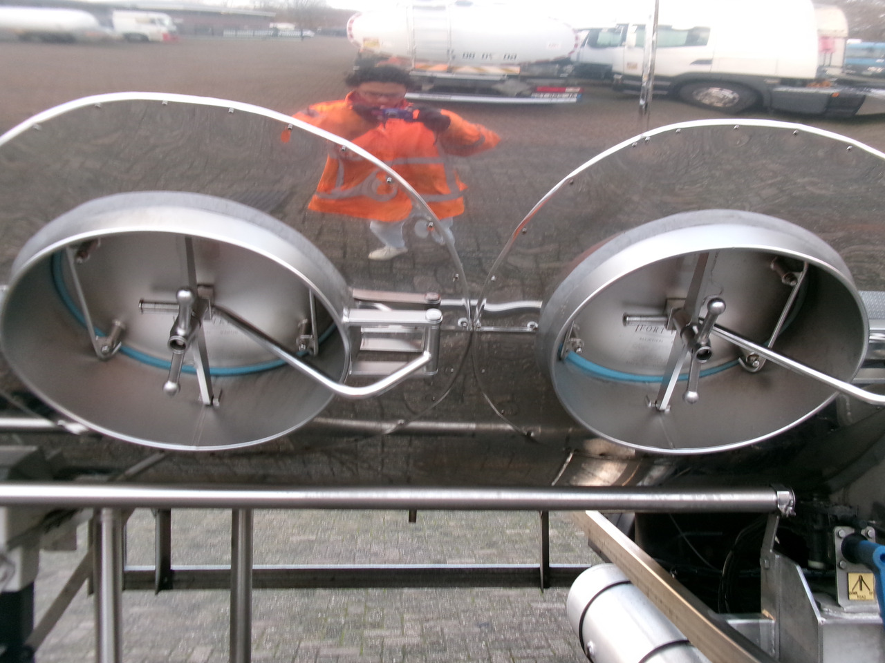 Semirremolque cisterna para transporte de alimentos Maisonneuve Food tank inox 30 m3 / 1 comp: foto 13