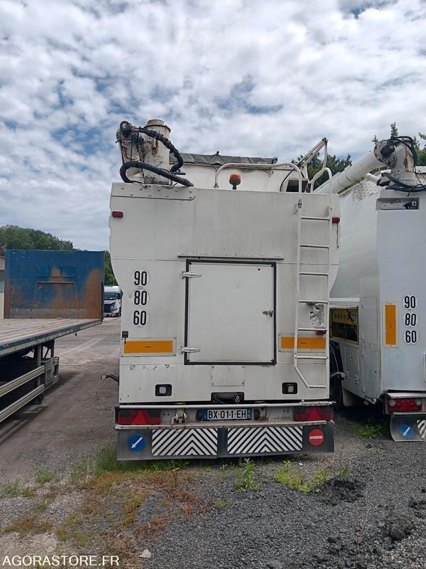 Semirremolque Semi-remorque citerne vrac DESOT - 2003 (31319)