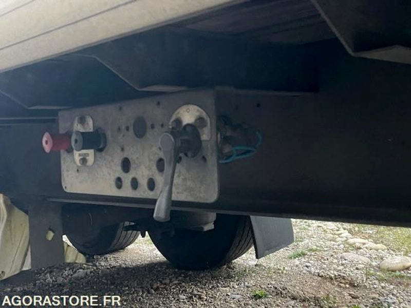 Semirremolque caja cerrada SEMI REMORQUE SAMRO - FOURGON - 2008