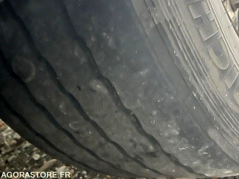 Semirremolque caja cerrada SEMI REMORQUE SAMRO - FOURGON - 2008