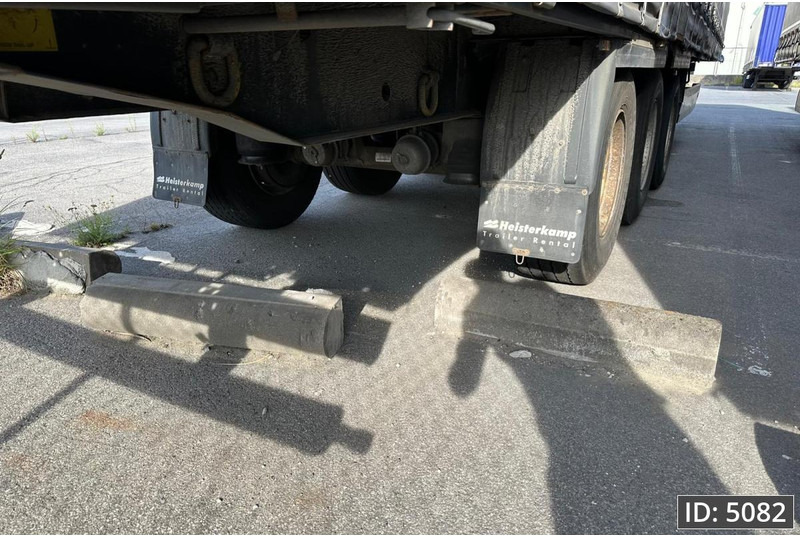 Semirremolque lona Krone SD / Drum brakes / Huckepack