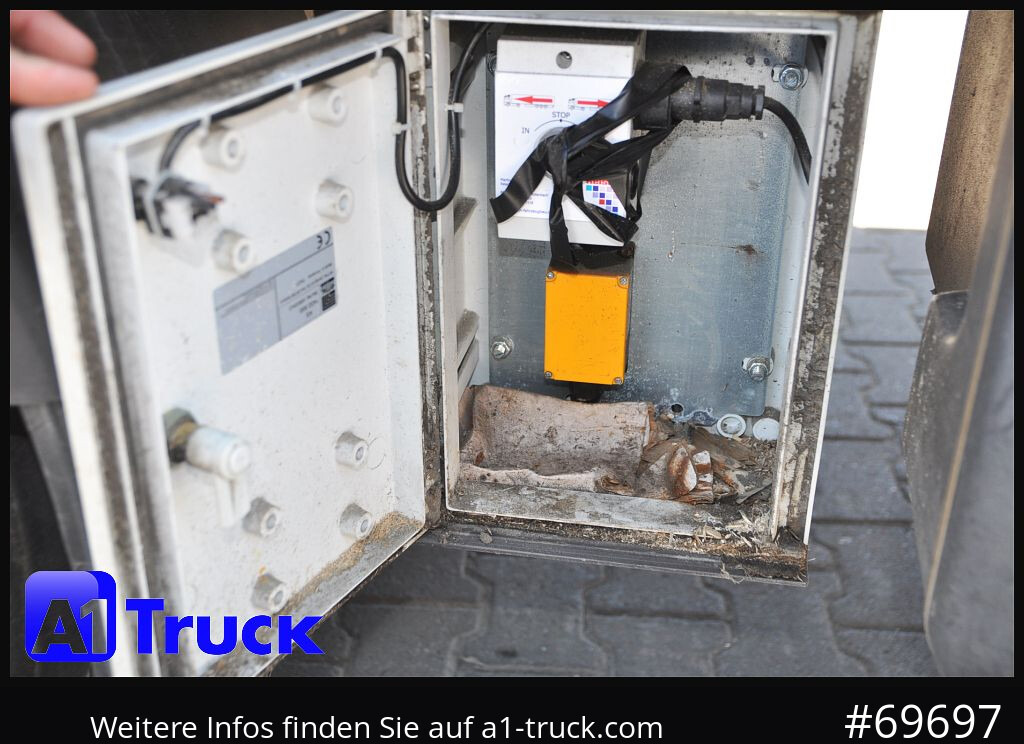 Semirremolque piso movil REISCH R24, Schubboden, Walkingfloor, Liftachse,
