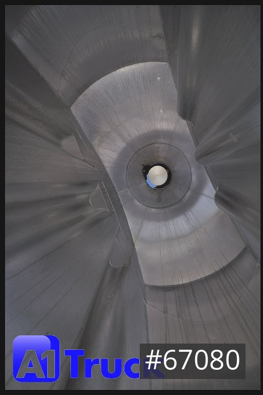 Semirremolque silo FELDBINDER Welgro 90WSL33-24, 8 KA, 51m³, Silo Futter