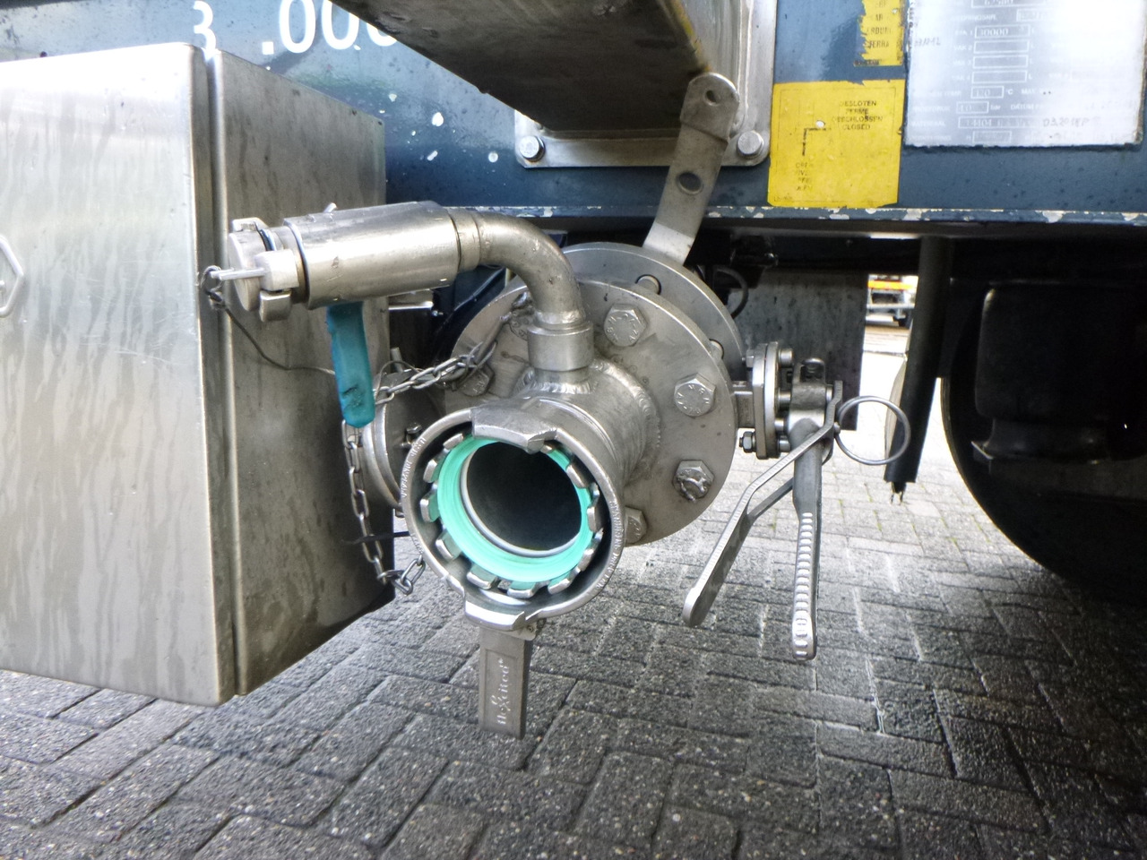 Semirremolque cisterna para transporte de substancias químicas Van Hool Chemical tank inox 30 m3 / 1 comp ADR 12/03/2024: foto 7