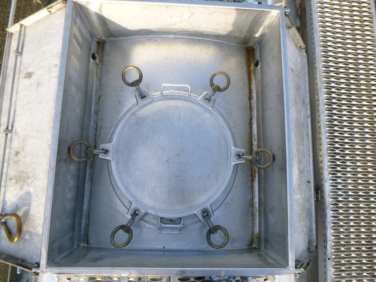 Semirremolque cisterna para transporte de substancias químicas Van Hool Chemical tank inox 30 m3 / 1 comp ADR 12/03/2024: foto 20