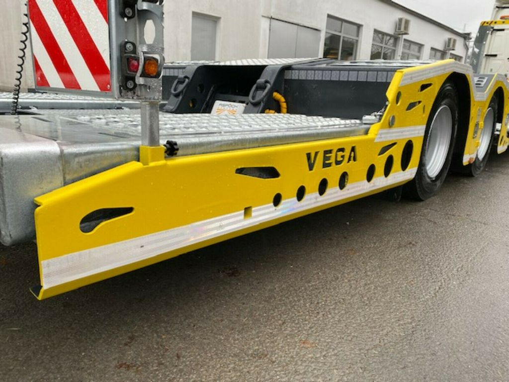 Semirremolque portavehículos nuevo Vega Truck Carrier Zink+Lenk+LED: foto 18