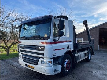 Camión portacontenedor de cadenas DAF CF 75 310