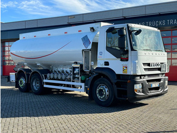 Camión cisterna IVECO Stralis