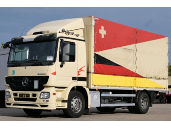 Camión lona MERCEDES-BENZ Actros 1832