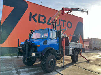 Camión caja abierta UNIMOG