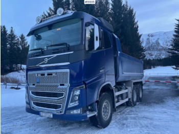 Camión volquete VOLVO FH16 650