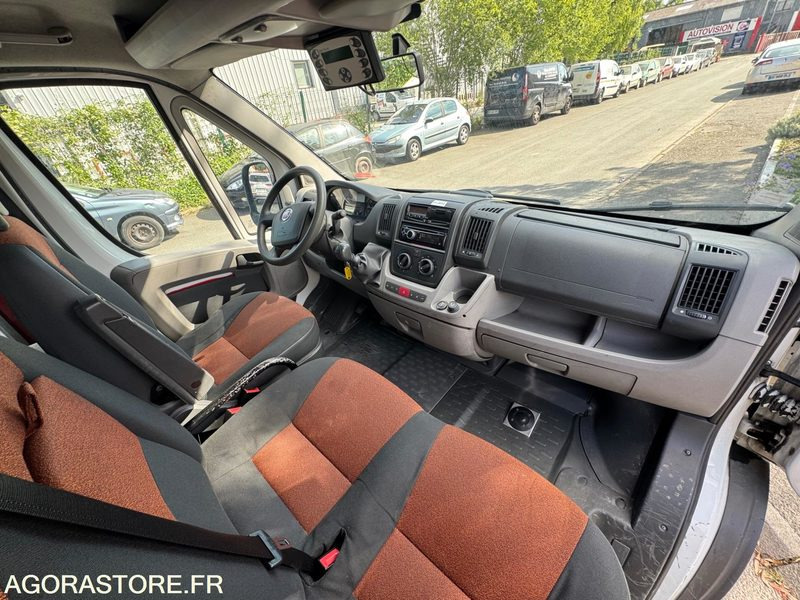 Ambulancia FIAT DUCATO SAMU / AMBULANCE - 2009 - 240 000 KM