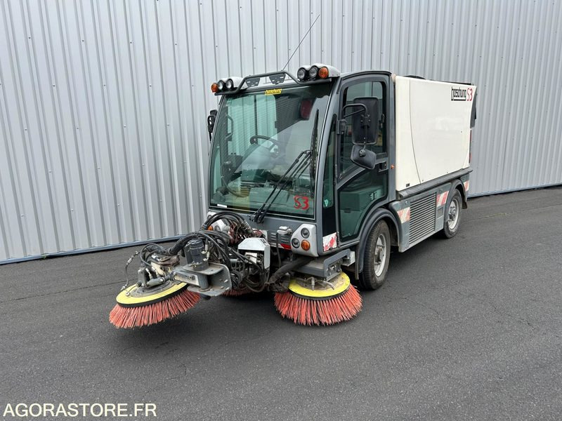 Barredora vial BALAYEUSE DE VOIRIE - BOSCHUNG - S3 - 2004 - 7 865 HEURES