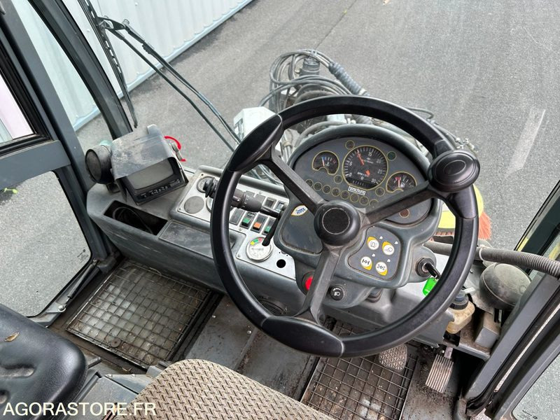 Barredora vial BALAYEUSE DE VOIRIE - BOSCHUNG - S3 - 2004 - 7 865 HEURES