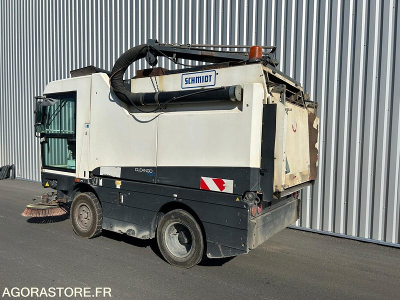 Barredora vial BALAYEUSE DE VOIRIE - SCHMIDT CLEANGO 500 - 2011 - 10 000 HEURES