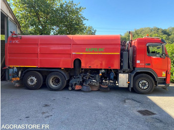 Barredora vial  BALAYEUSE VOLVO ROUGE 6ROUES - ANNEE 2011- 298975KMS
